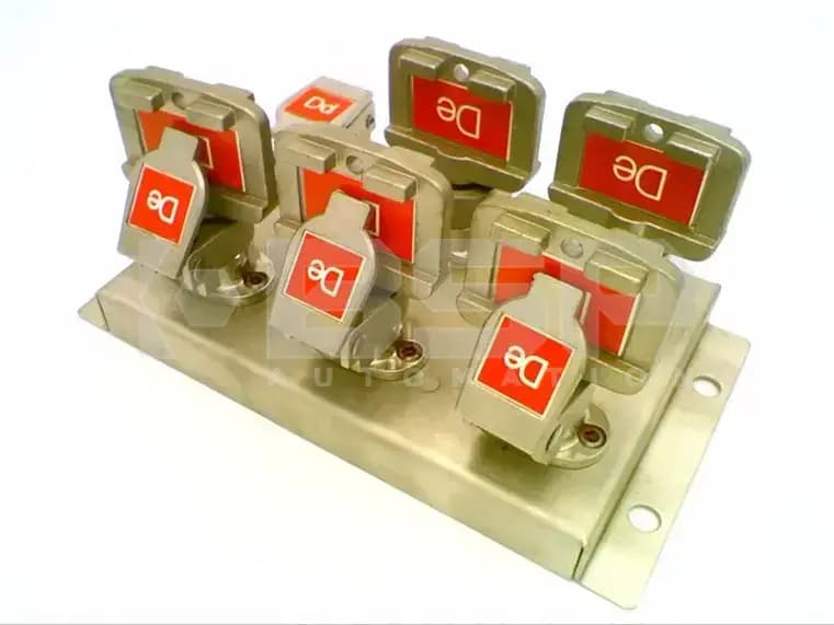Allen Bradley 440T-MKEXE14DDDEDEDEDEDE Allen Bradley 440T-MKEXE14DDDEDEDEDEDE