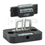Schmersal AZ15/16-B1-1747 MAGNET LATCH Schmersal AZ15/16-B1-1747 MAGNET LATCH