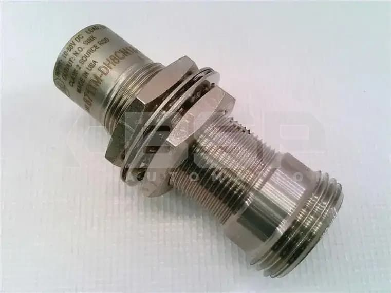 Allen Bradley 871TM-DH8CN18-N4 Allen Bradley 871TM-DH8CN18-N4