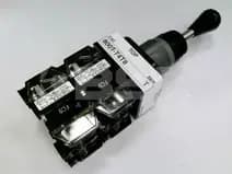 Allen Bradley 800TC-T4T8AAAA Allen Bradley 800TC-T4T8AAAA