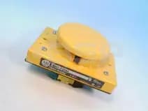 Allen Bradley 800P-F2YAV Allen Bradley 800P-F2YAV