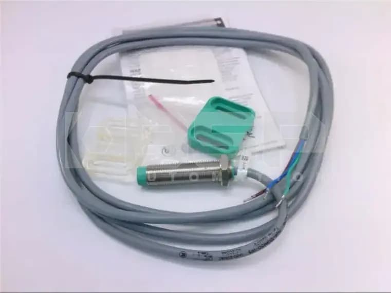 Pepperl+Fuchs NJ4-12GM50-WS Pepperl+Fuchs NJ4-12GM50-WS